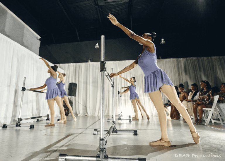 Music in Motion Presents ‘A Christmas Spectacular’: Island Center Saturday